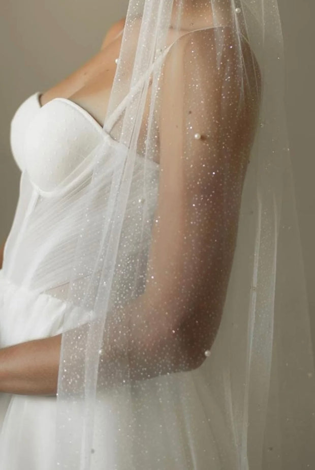 Glitter Veil with Pearls -Elizabeth
