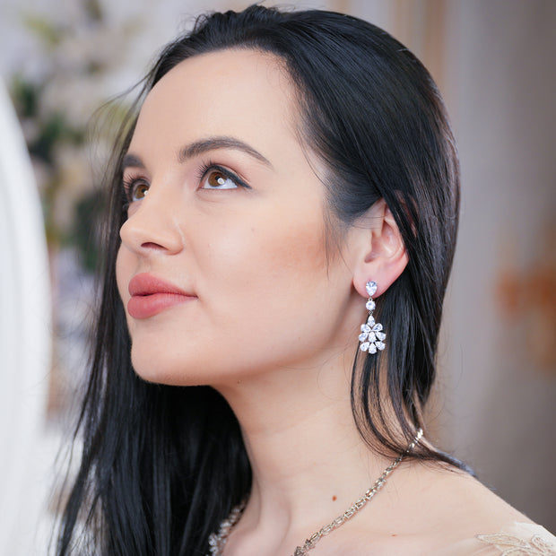 Tara - Crystal Bridal Earrings