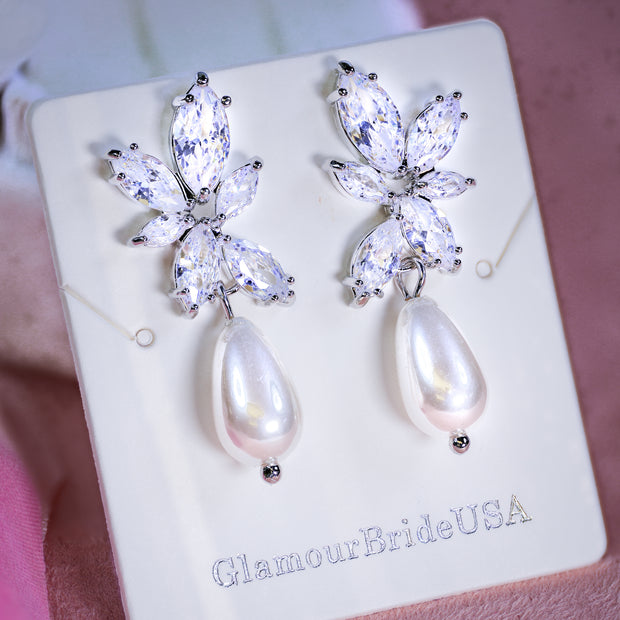 Sarah - Pearl Bridal Earrings