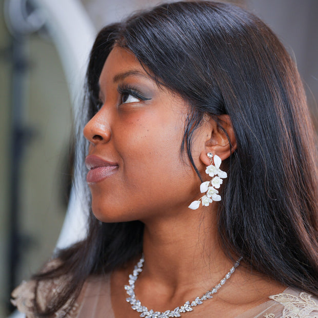 White Flower Hair Piece - Jordan