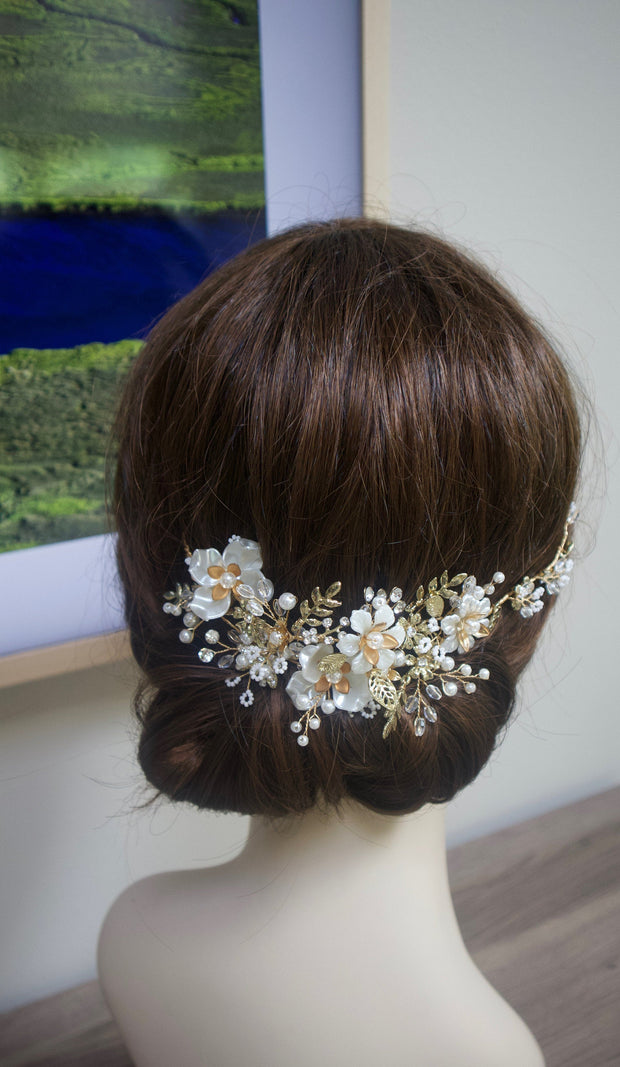 Wedding Hair vine Wedding Hair Accessories Floral Hair Piece Gold Flower Bridal Hairpiece Gold Leaf Bridal Headpiece Bridal Hair Vine