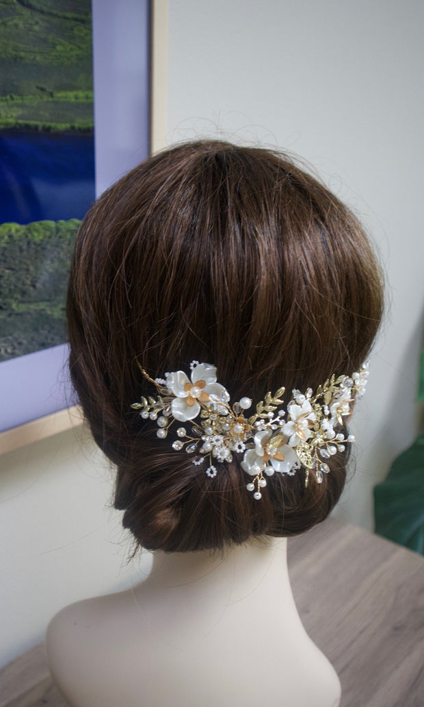 Wedding Hair vine Wedding Hair Accessories Floral Hair Piece Gold Flower Bridal Hairpiece Gold Leaf Bridal Headpiece Bridal Hair Vine