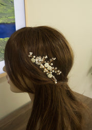 Wedding Hair Comb Bridal Hairpiece Wedding Hair Accessory Floral Bridal Comb Wedding Comb Bridal Headpiece Flower Bridal Comb