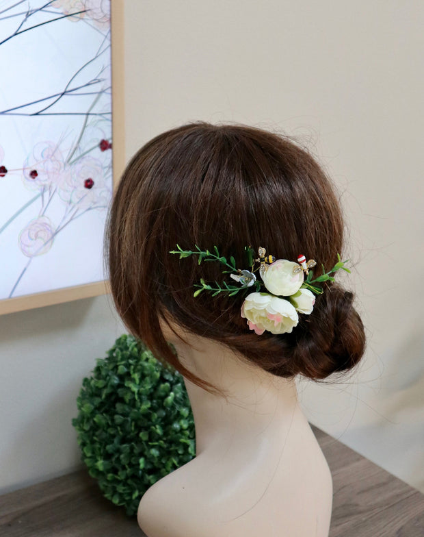 Floral Wedding Hair Comb Wedding Hairpiece Wedding  Bridal Flower Crown Wedding Hair Accessories Wedding Headpiece