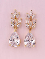 Crystal Bridal Earrings Drop Wedding earrings Bridal earrings Wedding Jewelry Crystal Stud Earrings Bridesmaids gift Bridesmaids earrings