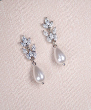 Jennifer - Pearl Bridal Earrings