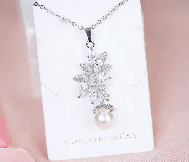 Shannon - Pearl Bridal Earrings
